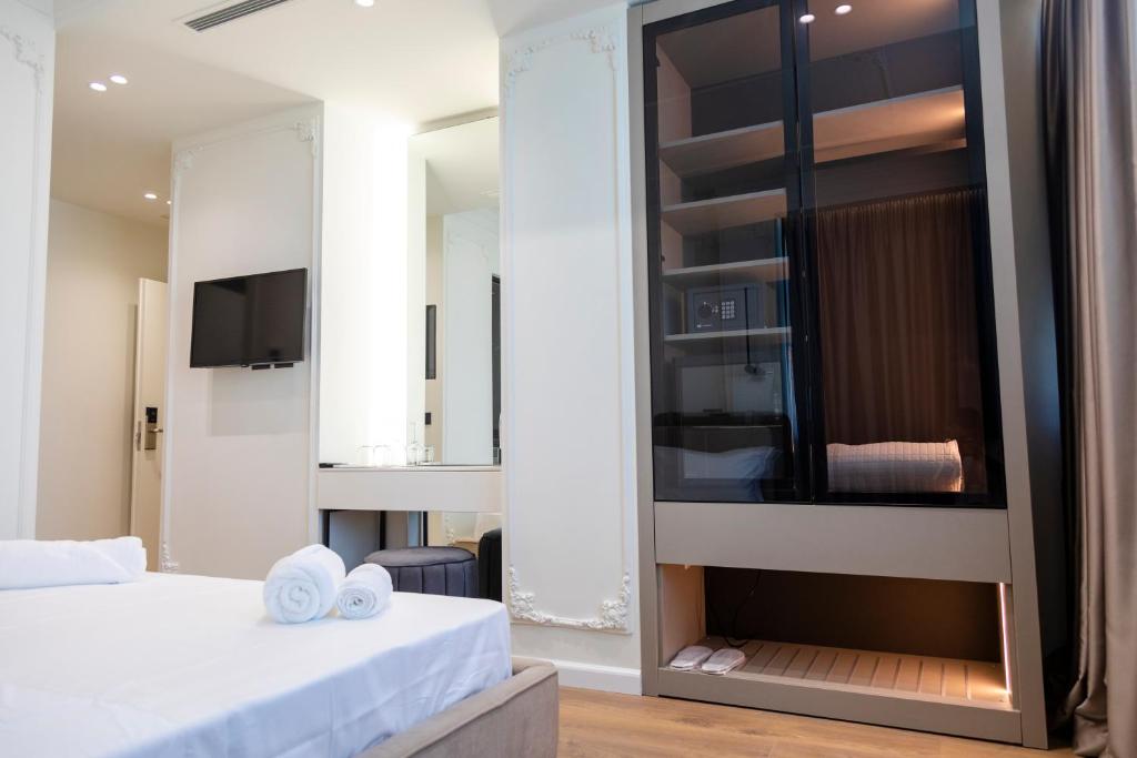 adorehotel
